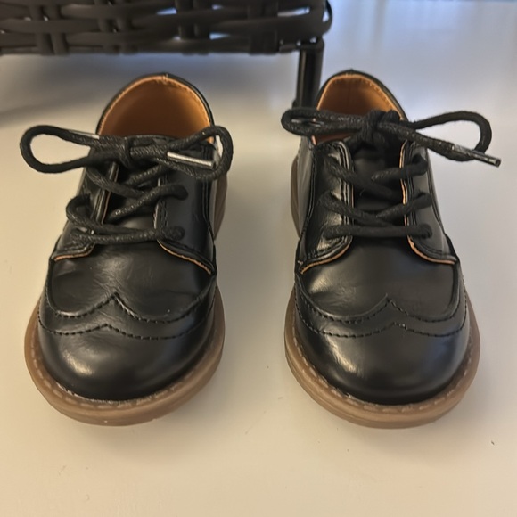 GYMBOREE Toddler Boys Formal Black Dress Shoe - size 6 - Picture 2 of 8